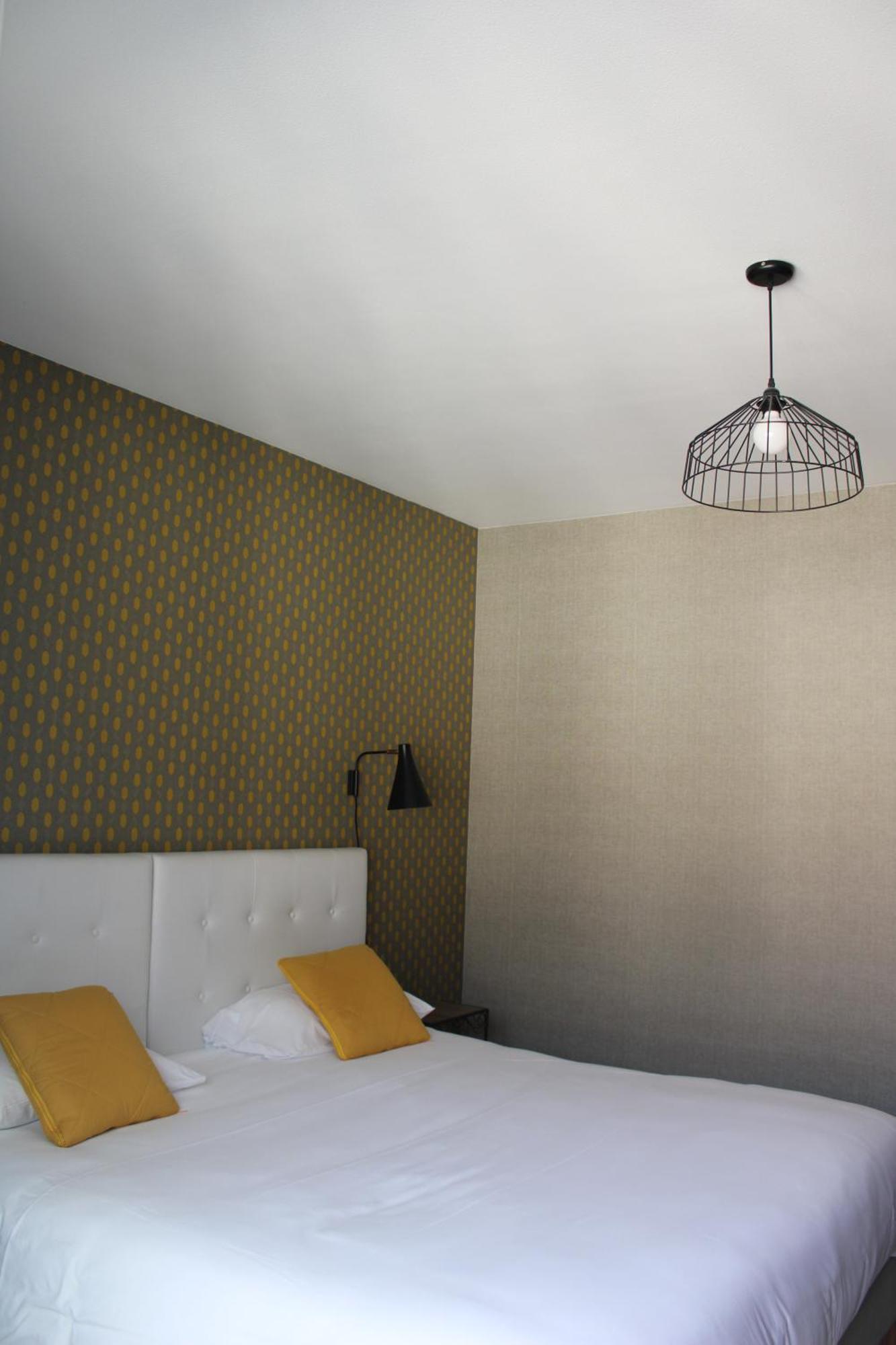 Cit'Hotel L'Etape 생플루르 외부 사진